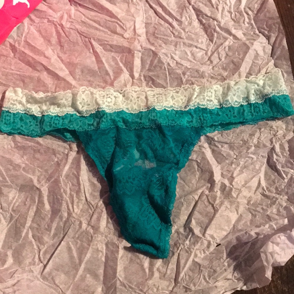 PINK thong